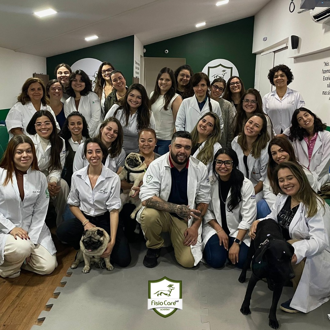 Turma do 17º Extensivo de Fisioterapia Veterinária Completa Aula Final com Certificação